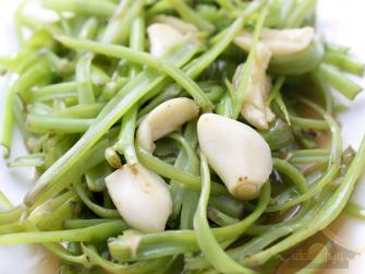 ผัดผักบุ้ง
