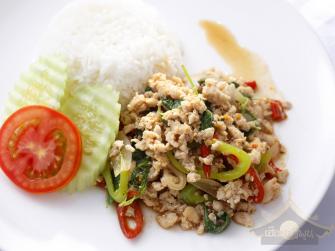 ข้าวกะเพราไก่