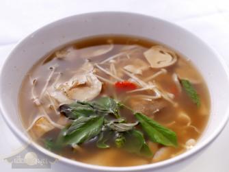 แกงเลียงเห็ดสามอย่าง